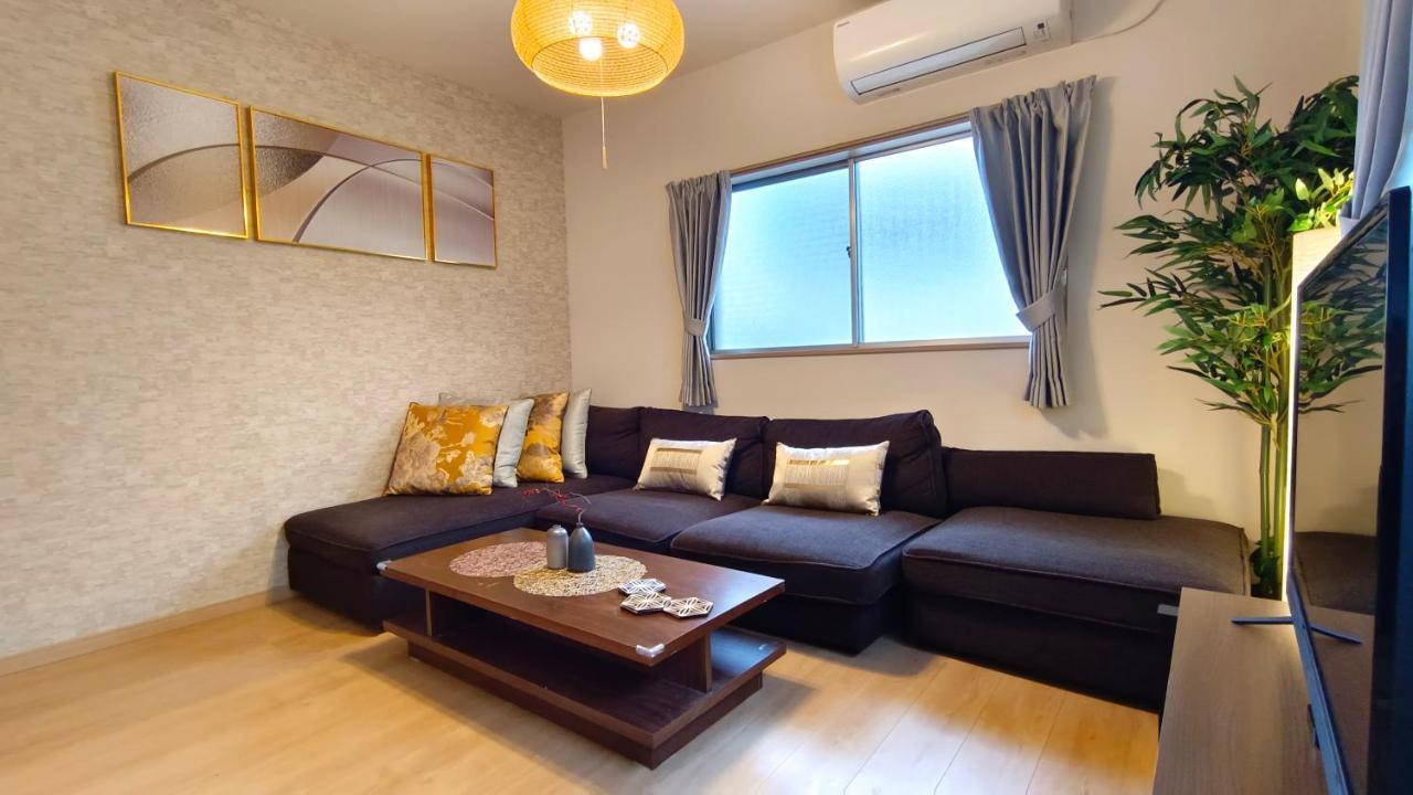 Tsukiyume Kan - House With Parking, 10Mins To Usj, Tennoji, Namba Osaka Esterno foto