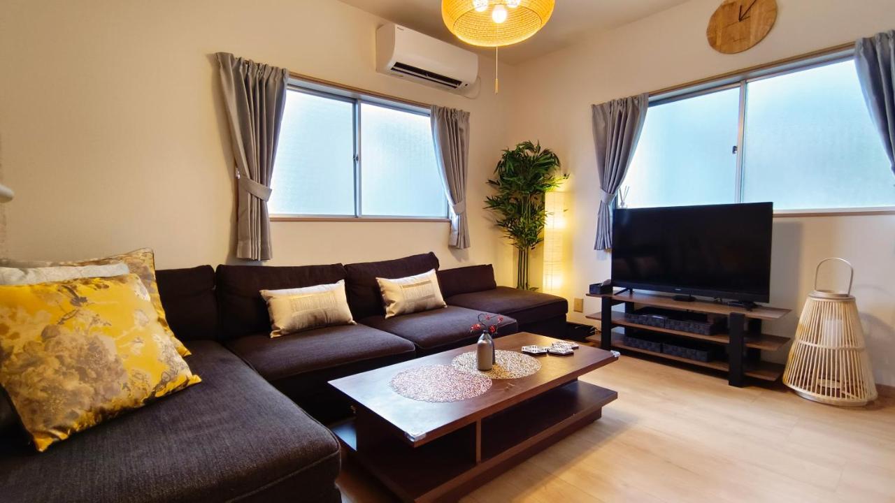 Tsukiyume Kan - House With Parking, 10Mins To Usj, Tennoji, Namba Osaka Esterno foto